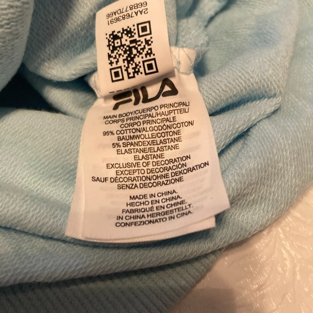 Sweatshirt - Picture 10 of 11